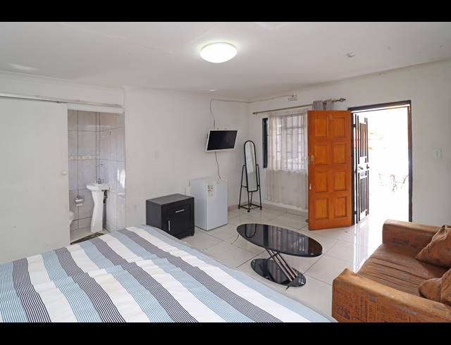 10 BEDROOM HOUSE FOR SALE IN BELLEVUE